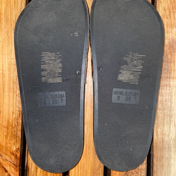 ASOS leopard print slides like new condition women’s size 7 - Picture 3 of 3